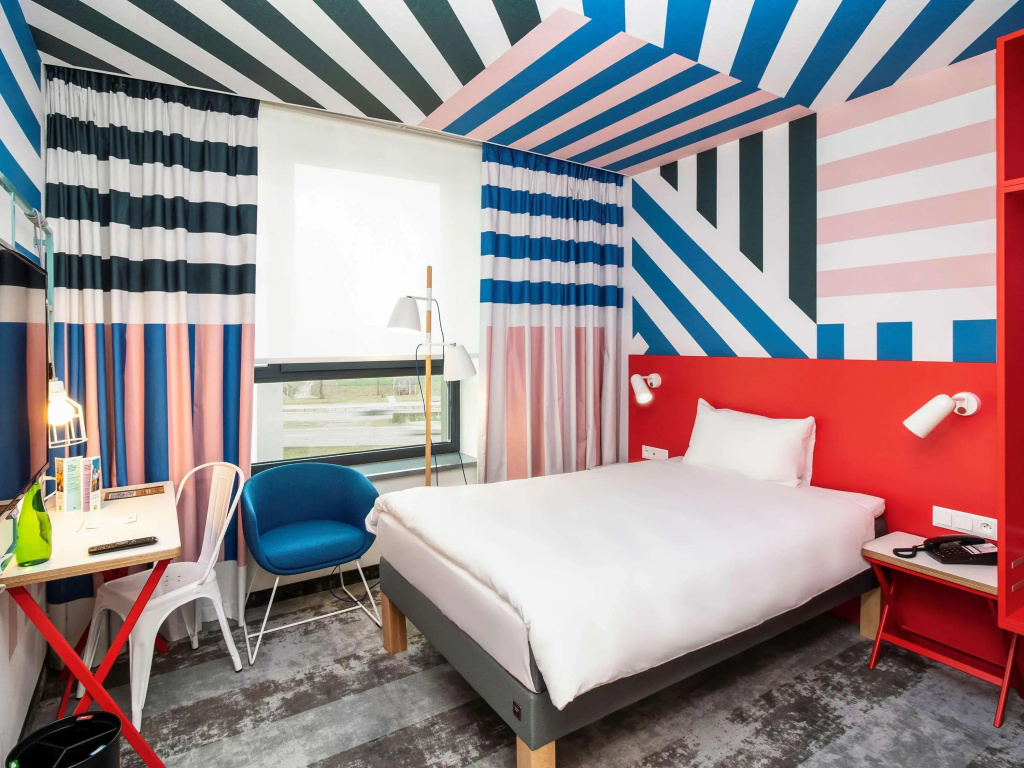 ibis Styles Warszawa Centrum — photo 4