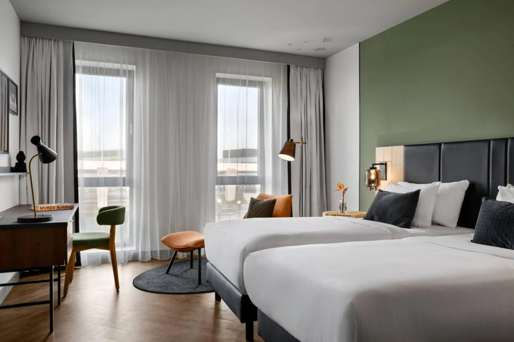 Renaissance Amsterdam Schiphol Airport Hotel — photo 6