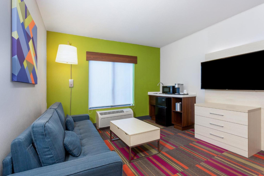 Holiday Inn Express & Suites, International Drive by IHG — photo 8