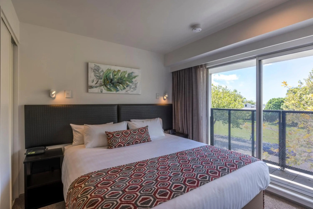Quest Ponsonby, photo 4