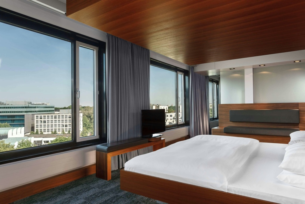 Sheraton Berlin Grand Hotel Esplanade — photo 5