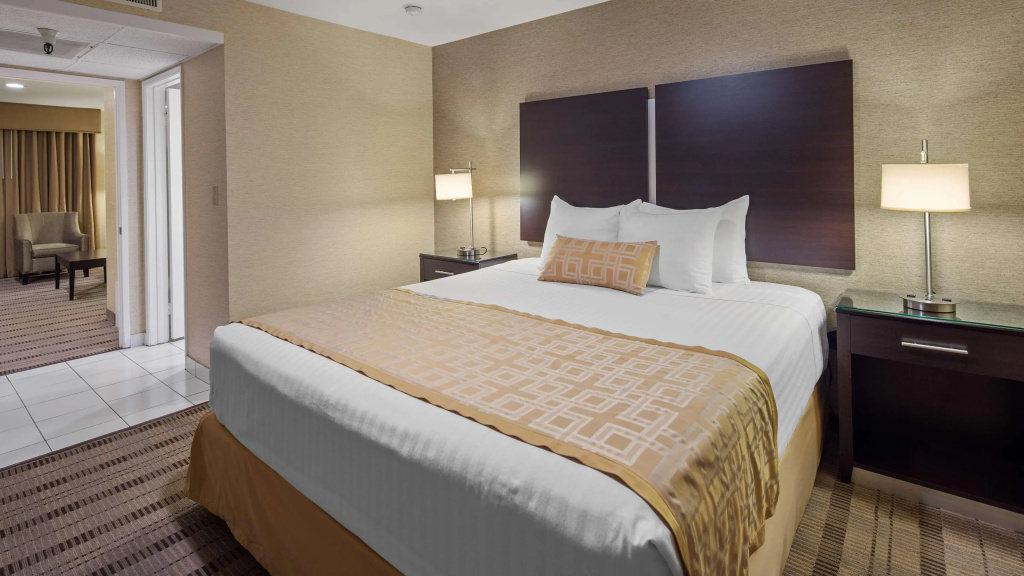 Best Western Pasadena Royale Inn & Suites — photo 7