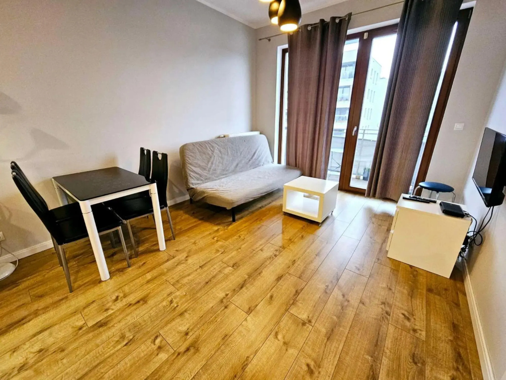 FIRST -- Green Żoliborz Apartment 4 — photo 4