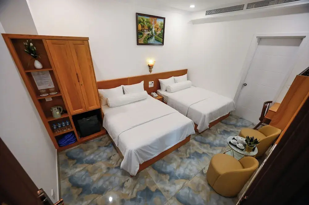Ly Ly Hotel 2, photo 3