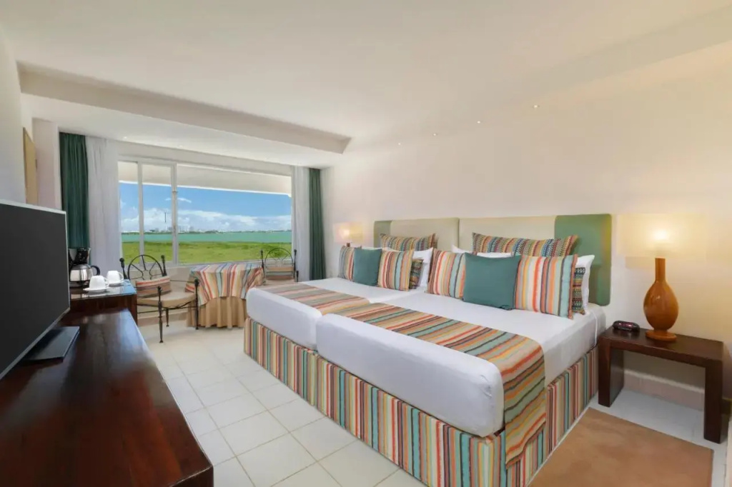 Oasis Palm Hotel — photo 7