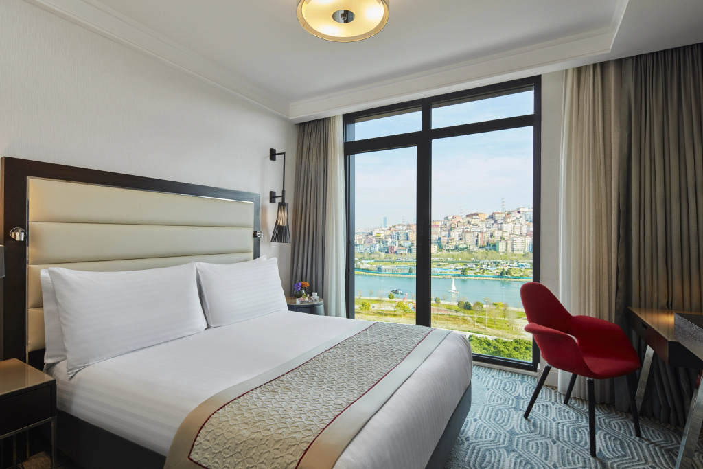 Mövenpick Hotel Istanbul Golden Horn — photo 8