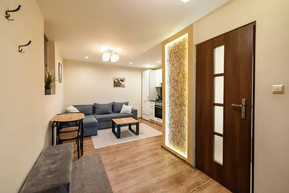 Old Town Market Place Penthouse — photo 5