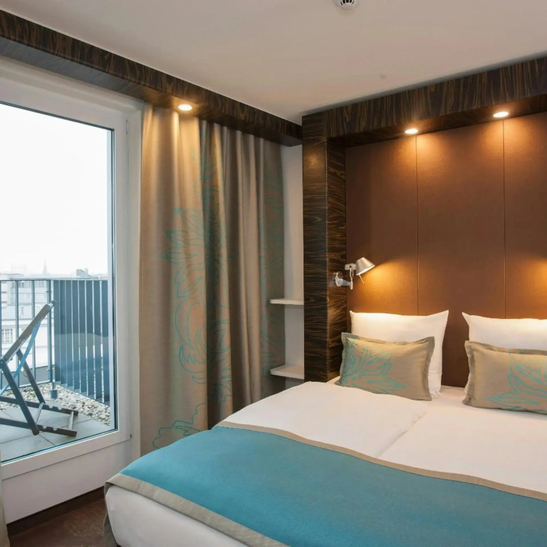 Motel One Berlin-Tiergarten — photo 7