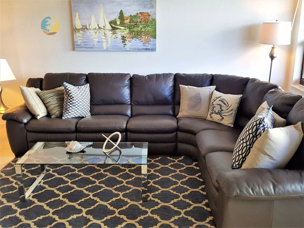 Cozy 2 Bedroom With Ocean Views - 510, photo 4