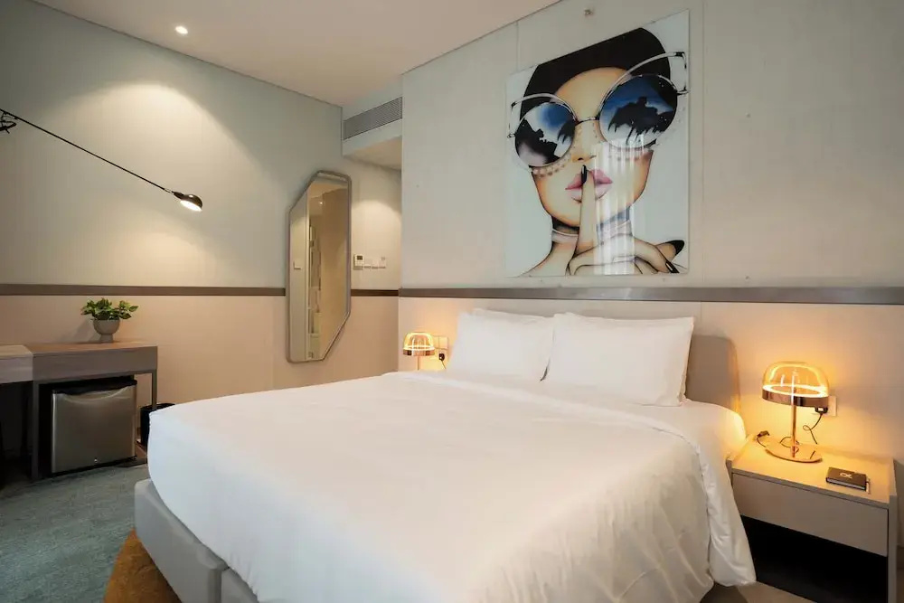 SeSaya Poshtel & Bistro - Colombo's Newest and Finest Poshtel Dorms and Rooms — photo 2