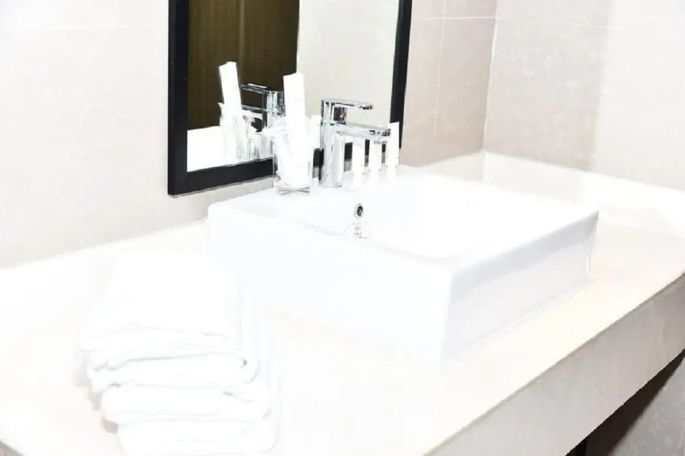 The Airport Hotel — photo 7