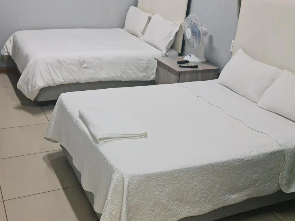 Hasate Guest House 10 Florence street Oakdale Belliville 7530 cape town south African, photo 3