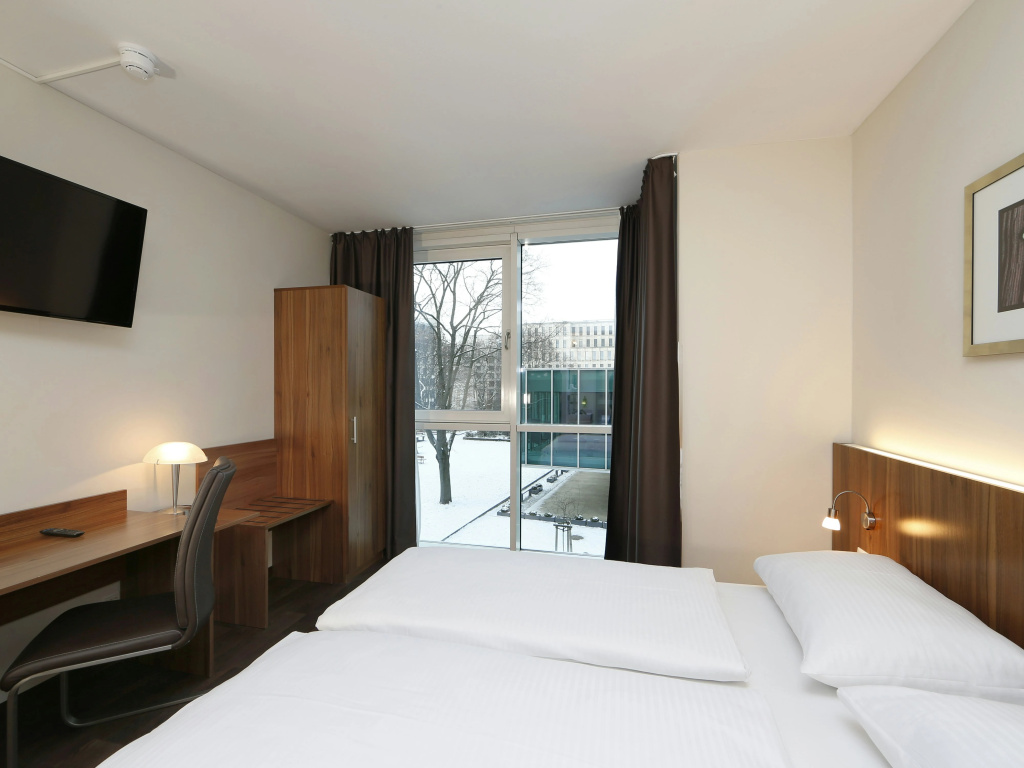 B&B HOTEL Berlin-Mitte — photo 4