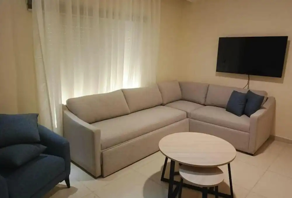 Better Homes — photo 6