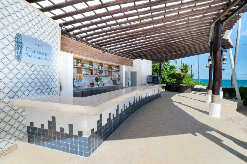 Hideaway at Royalton Punta Cana, An Autograph Collection All Inclusive Resort & Casino – Adults Only