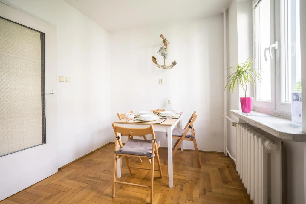 oompH Warsaw Central 3-bedroom Flat — photo 6