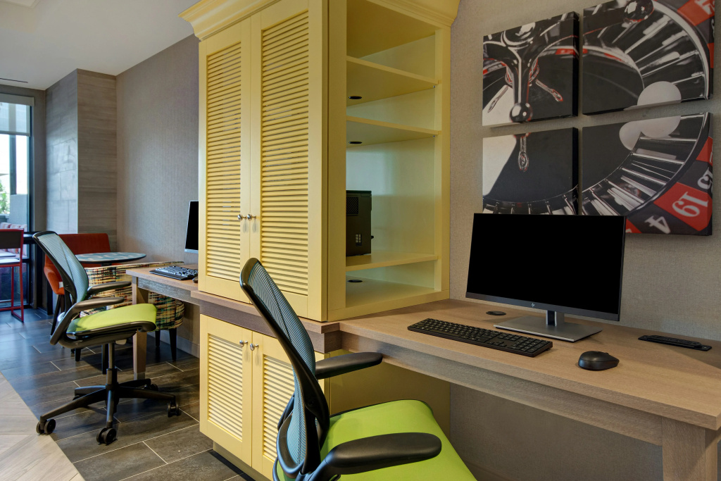 Home2 Suites By Hilton Las Vegas North, photo 3