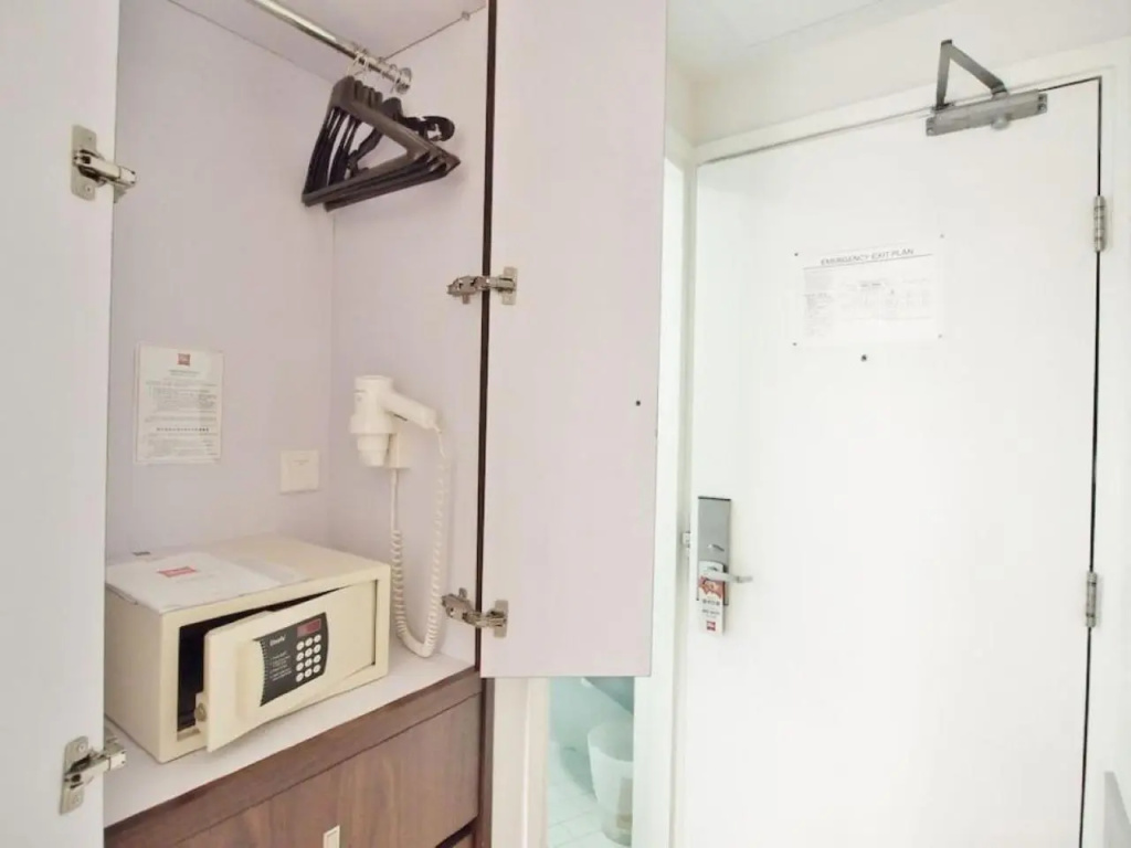 ibis Hong Kong North Point — photo 8
