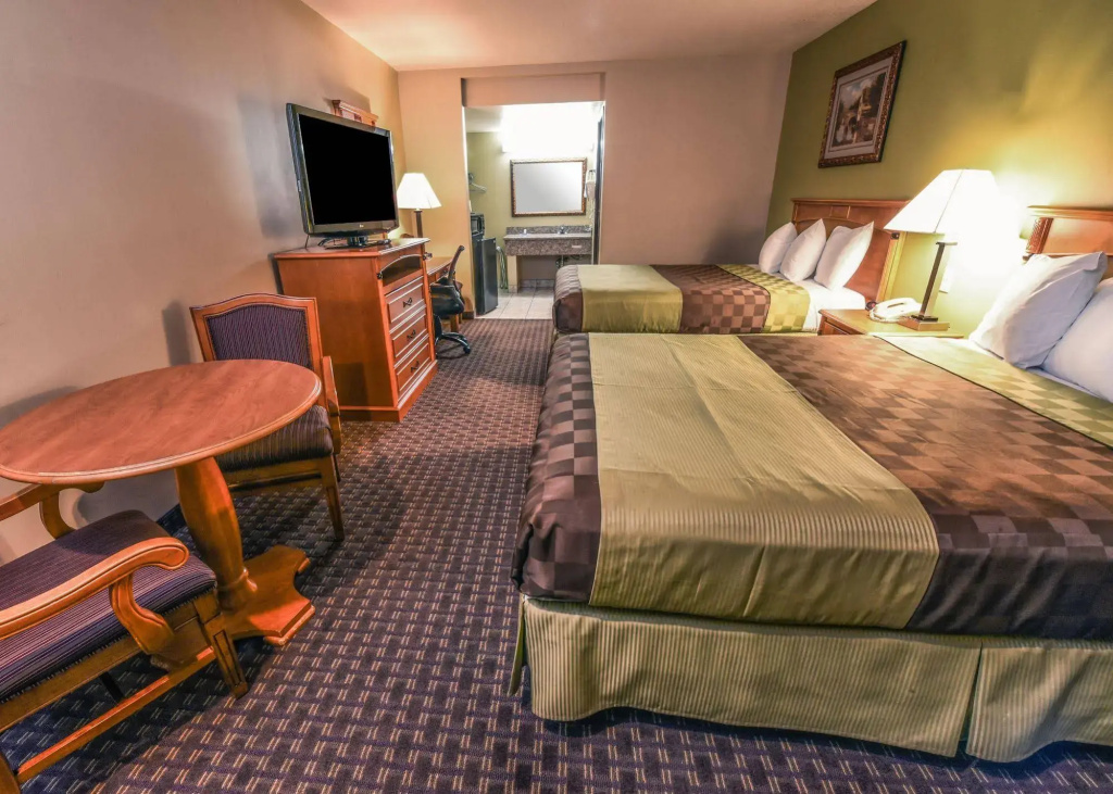 Chariot Inn Glendale - Pasadena, photo 4