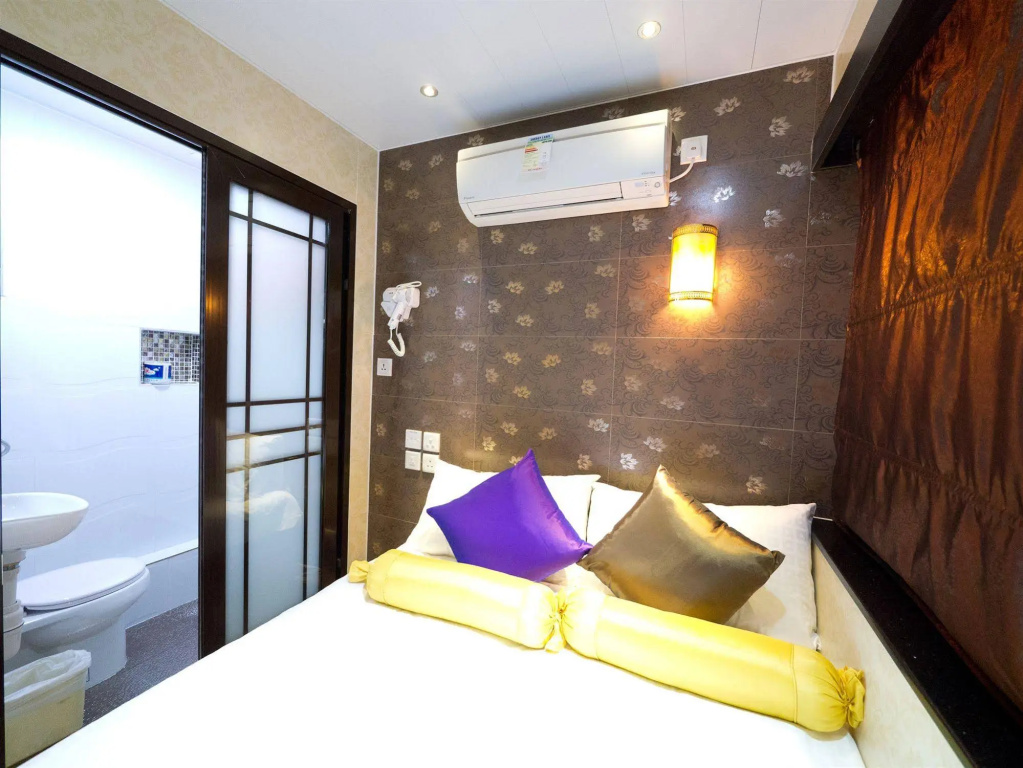 International Inn — photo 5