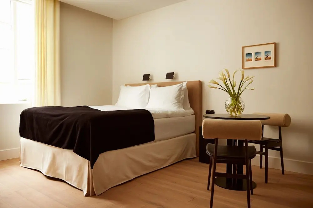 Mjólk Hotel, photo 4