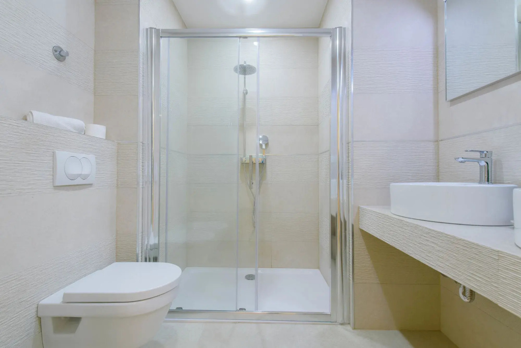 Best Location Rooms — photo 7