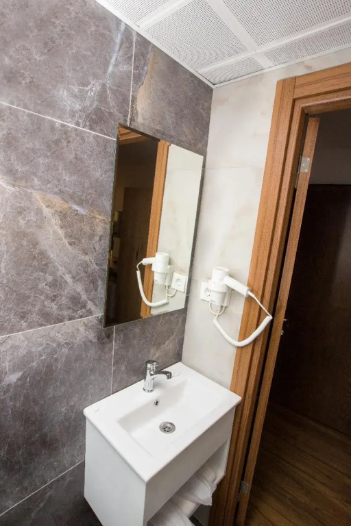 Golden Street Hotel — photo 8