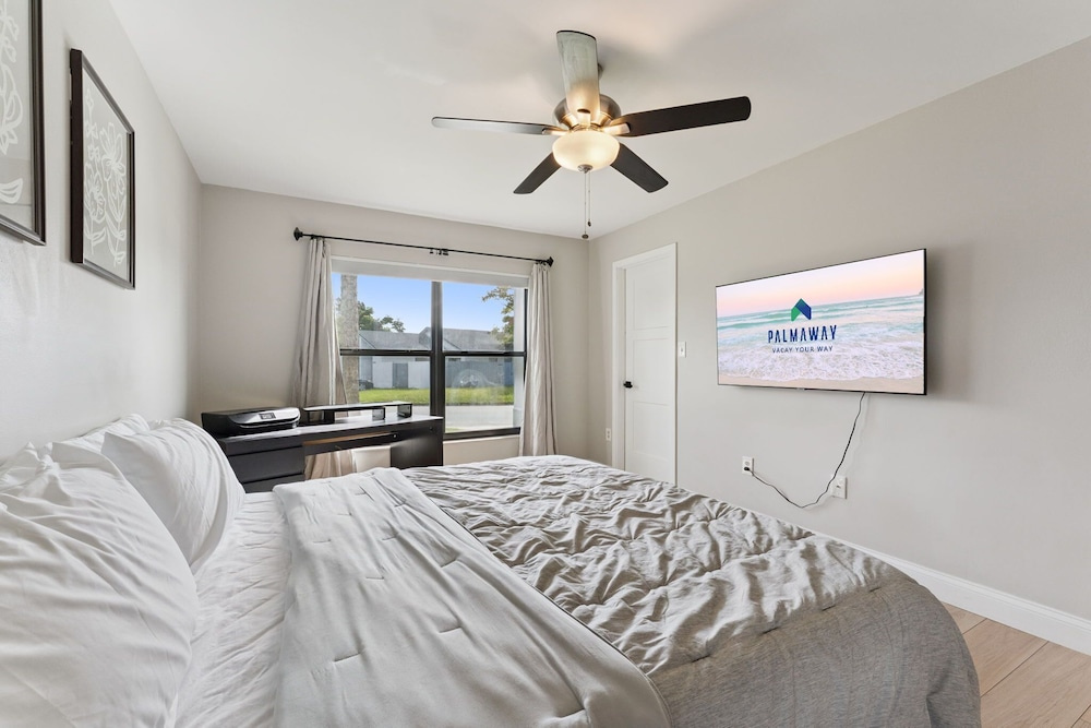 Luxury House - Sleeps 8 Golf Disney Family Fun, photo 3