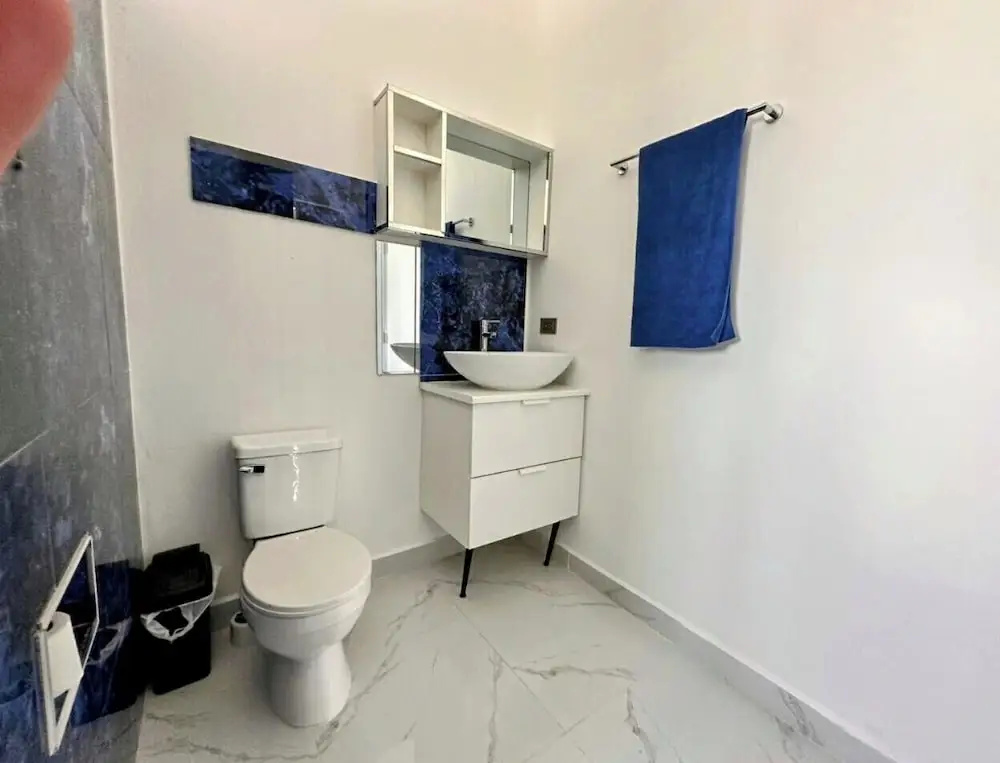 Mariposa Apartments — photo 8