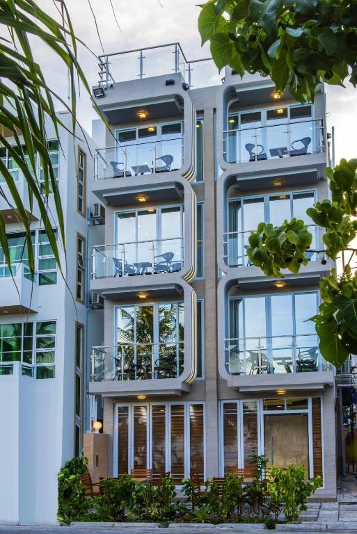 Vista Beach Retreat Hotel