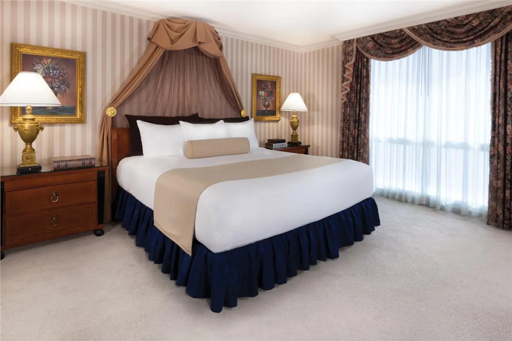 Paris Las Vegas Resort & Casino — photo 7