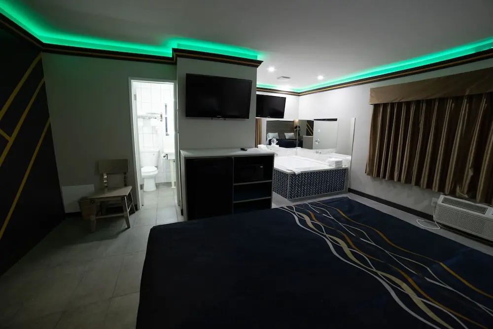 Artesia Motor Inn — photo 2