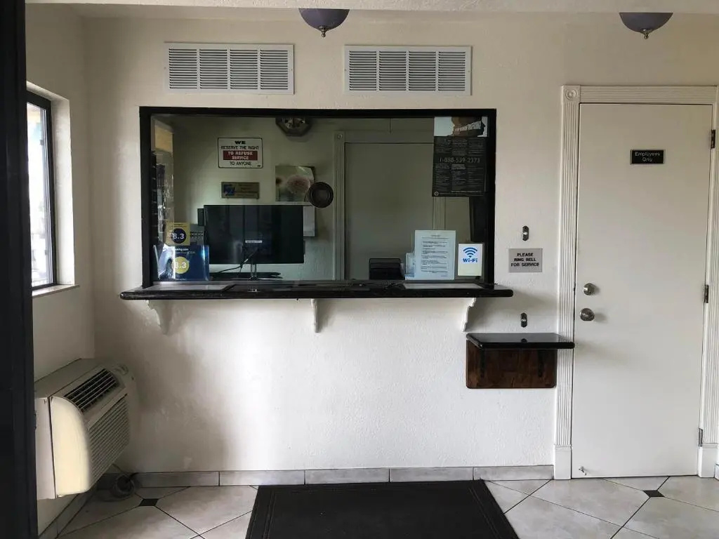 Sierra Inn, photo 2