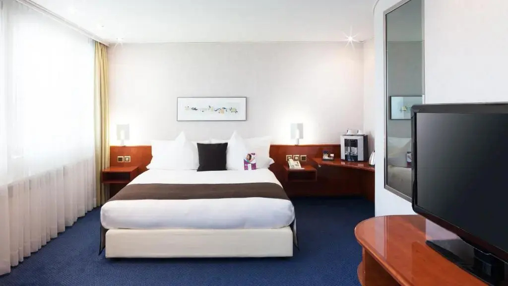 Crowne Plaza Zürich by IHG, photo 3