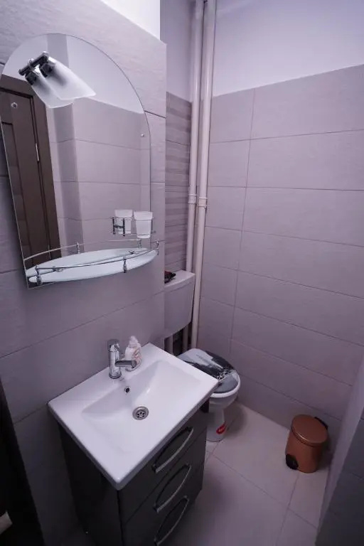 Luxury 1BR studio near Hanul Drumetului Bucharest — photo 6
