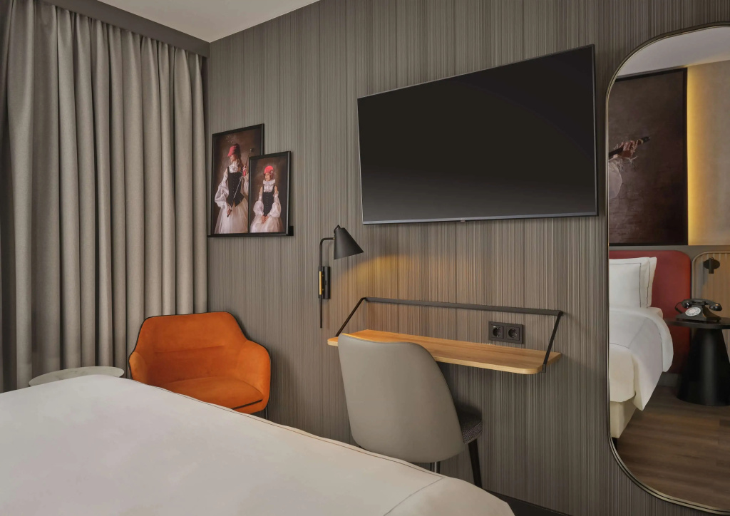 Radisson RED Berlin Kudamm — photo 7