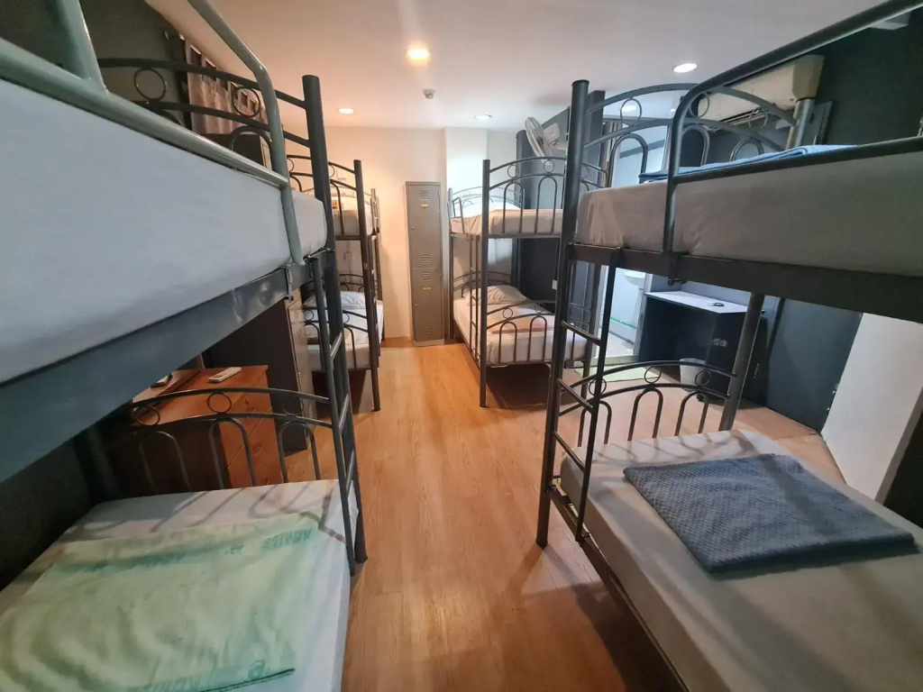 Snooze Inn @ Dunlop Street — photo 7
