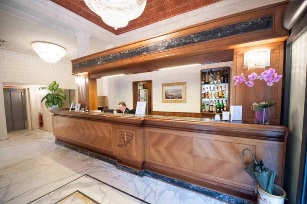 Hotel Embassy, photo 2