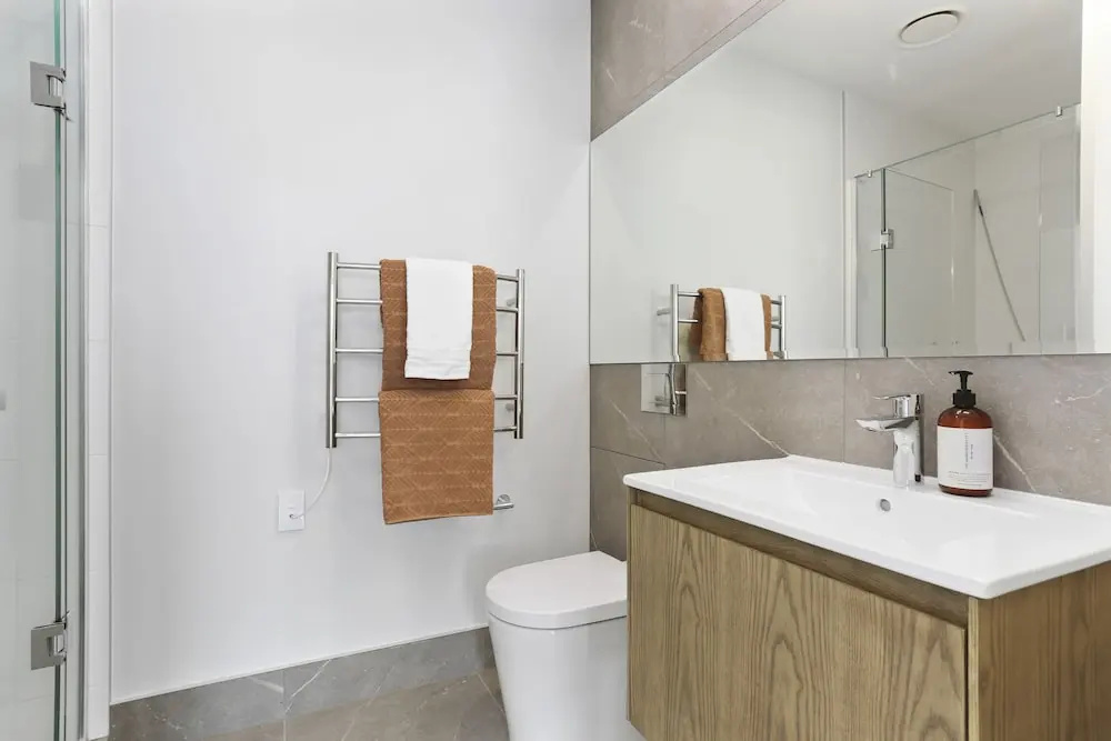 Enfield Sky- Brand New Penthouse — photo 7