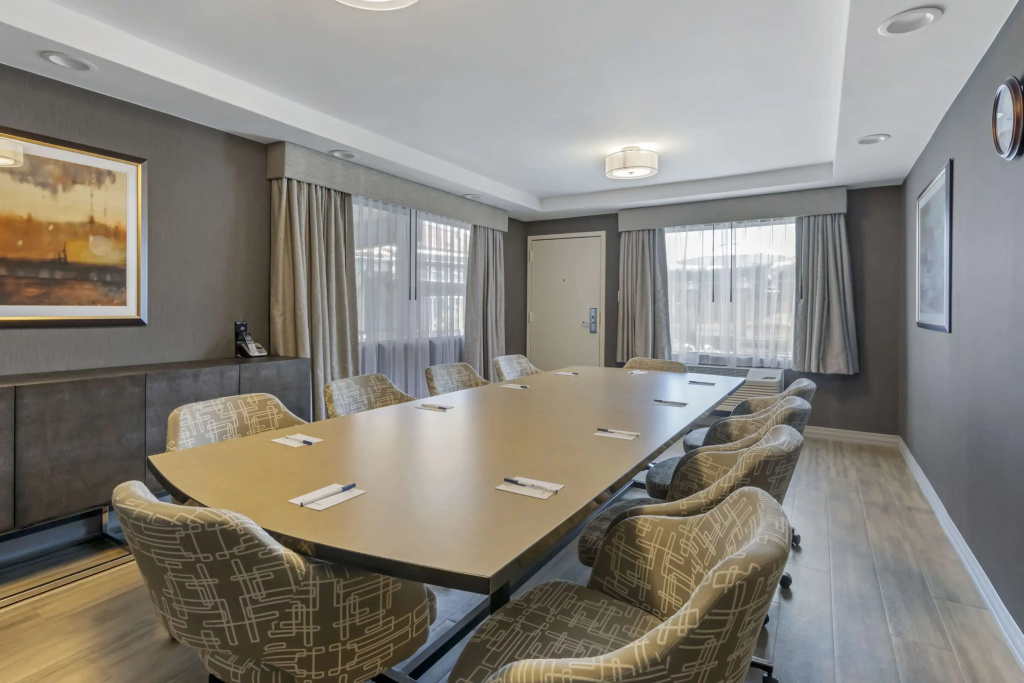 Best Western Plus Executive Inn — photo 7