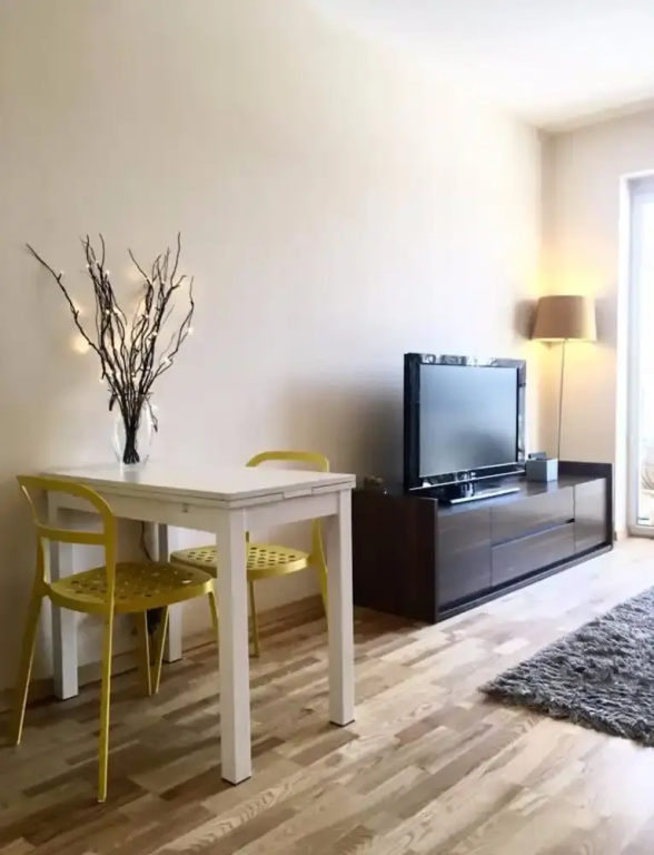 ClickTheFlat Artistic Estate Apartment — photo 2