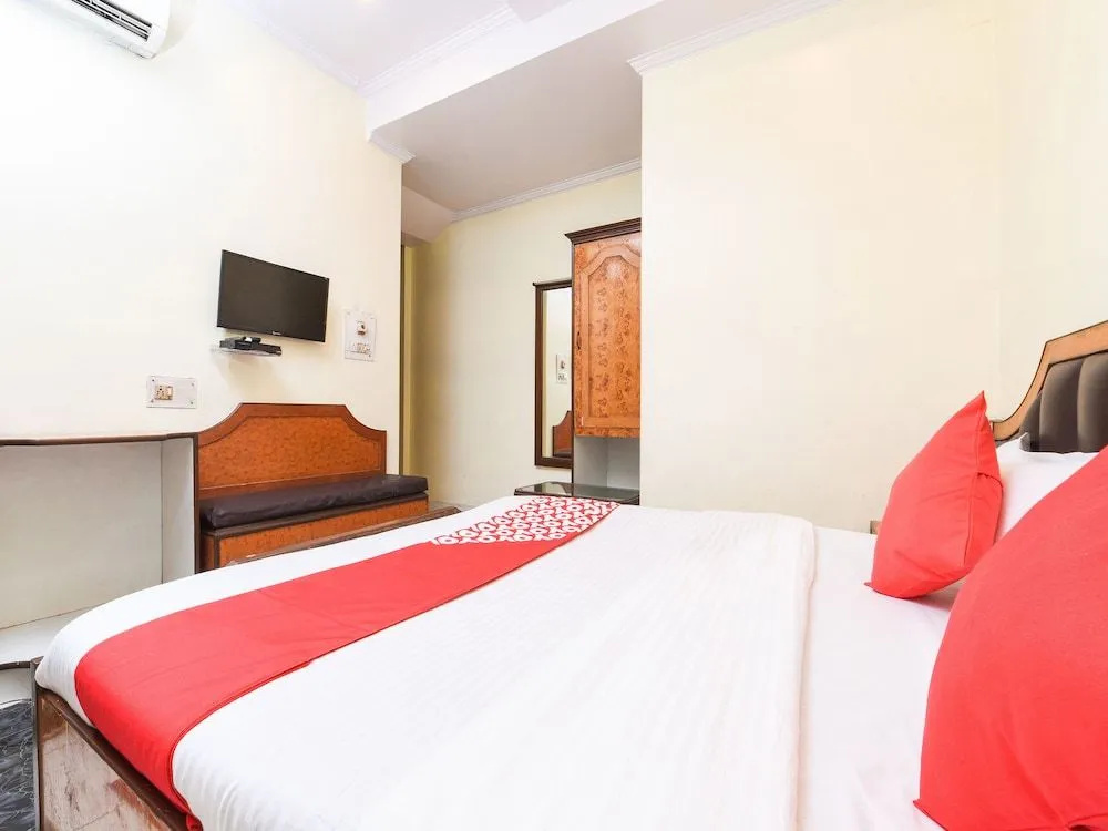 OYO 15835 Hotel City Palace, photo 5