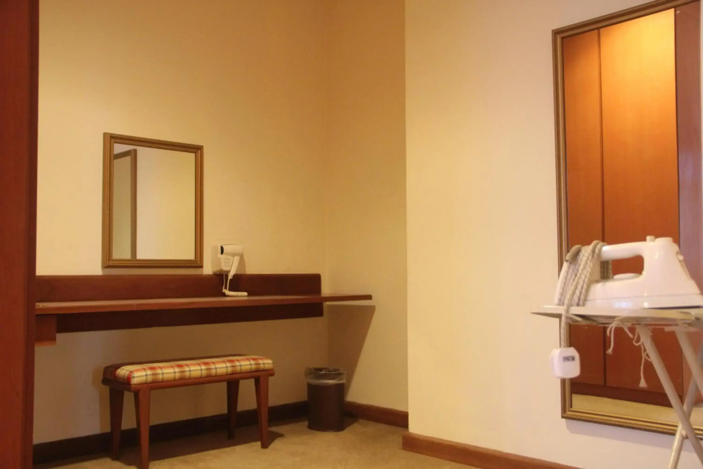 The Maple Suite — photo 2