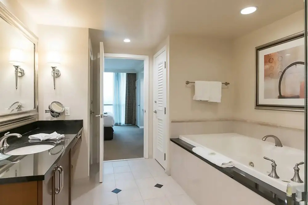 Signature Affordable Luxury — photo 7