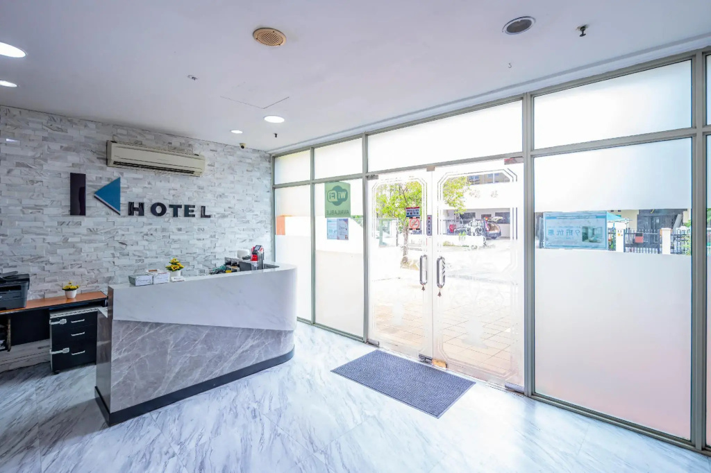 K Hotel 12 — photo 2