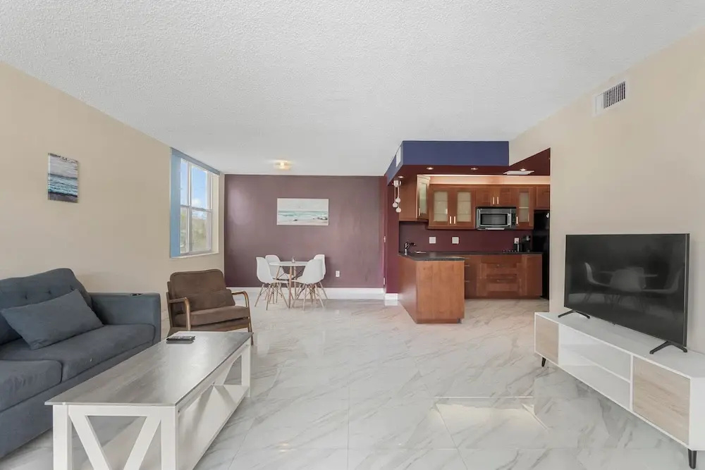 Bay Harbor Sunset Apt 2A, photo 2