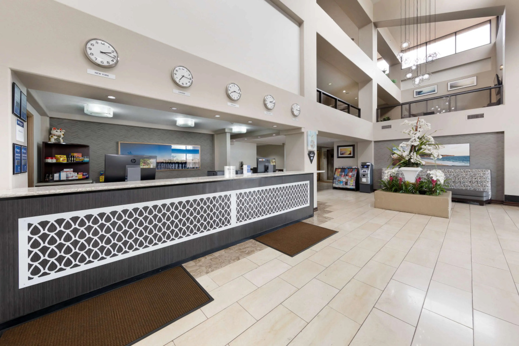Best Western Plus Redondo Beach Inn — photo 2