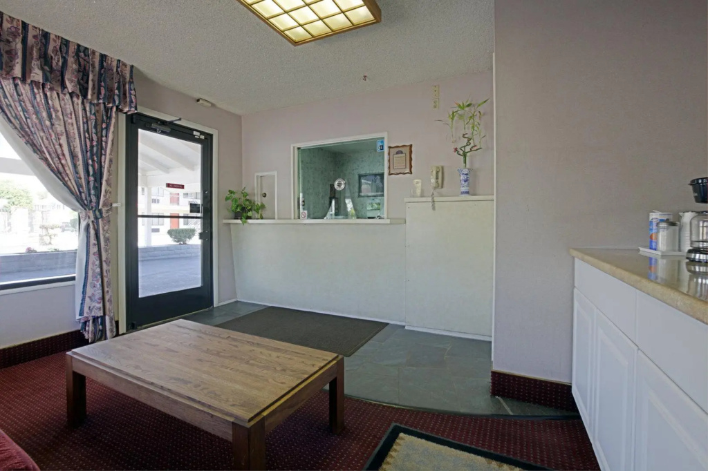Americas Best Value Inn Pico Rivera Los Angeles E — photo 6