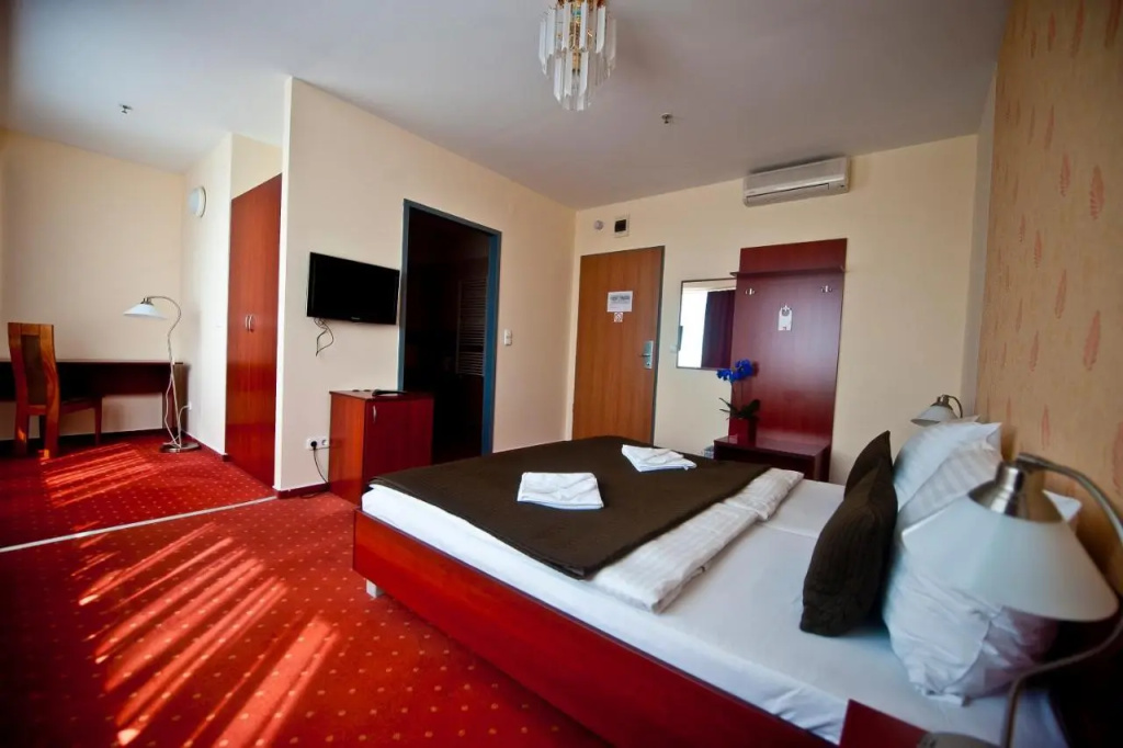 Canada Hotel, photo 3
