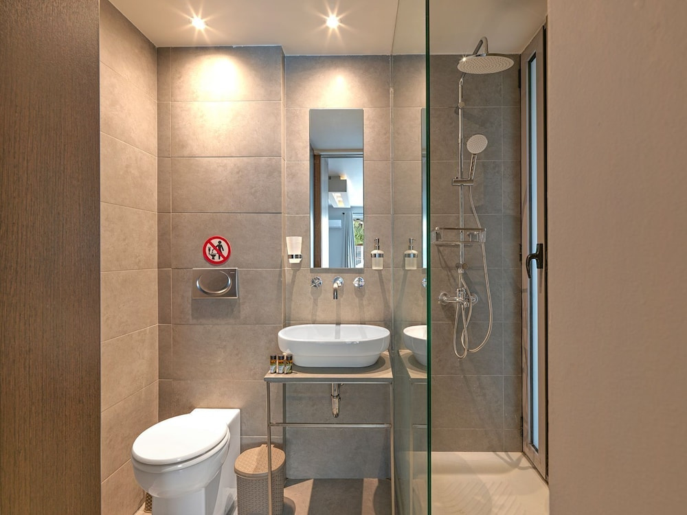 Gazi District Suites — photo 8